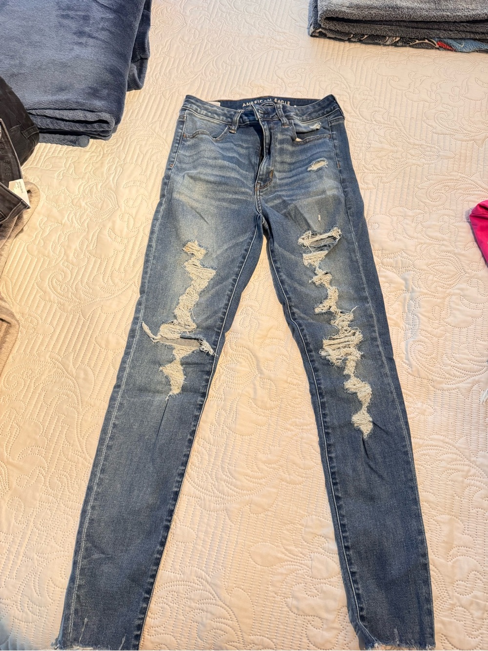 American Eagle Outfitters Women's Distressed Skinny Jeans - Blue